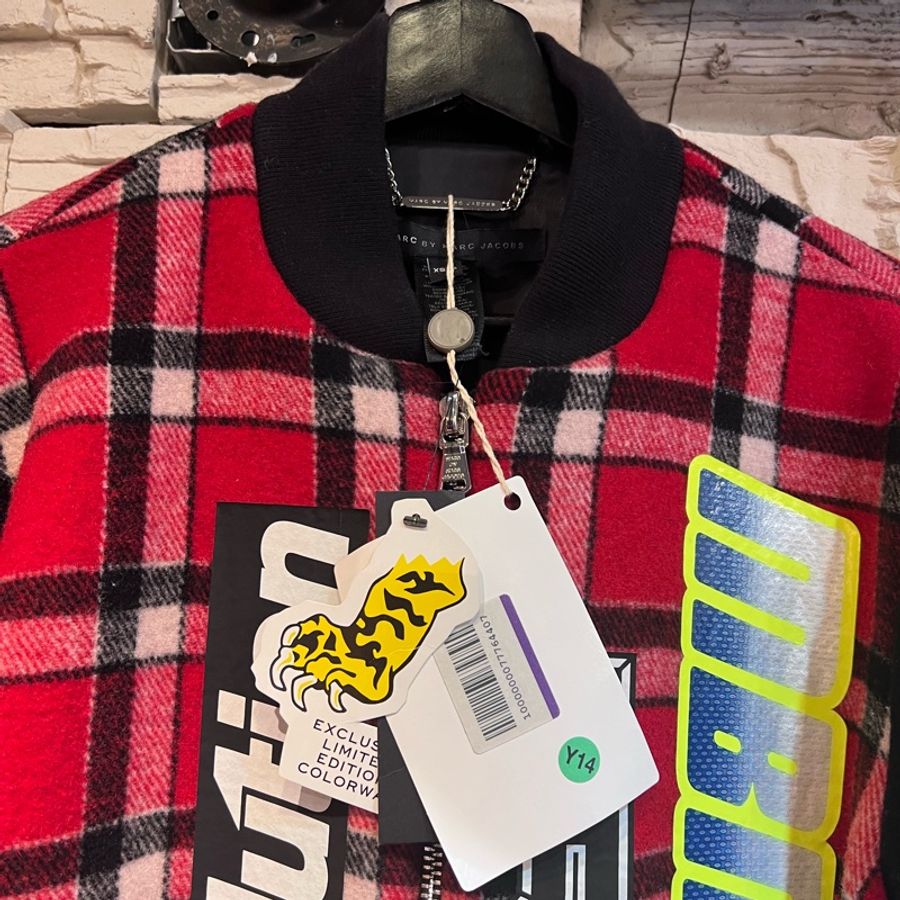 Marc jacobs 秀款 毛呢高質感紅格棒球外套❤️ 全新閑置 吊牌都還在 原價35800割愛 7800 男女同款 只有一件 肩寬46 胸寬58cm 衣長75cm-8