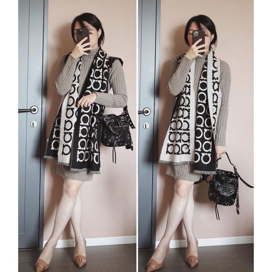 全新專櫃正品✨ferragamo 最新款GANCINI SCARF義大利製絕美老花字母黑白撞色兩面款羊毛圍巾-6