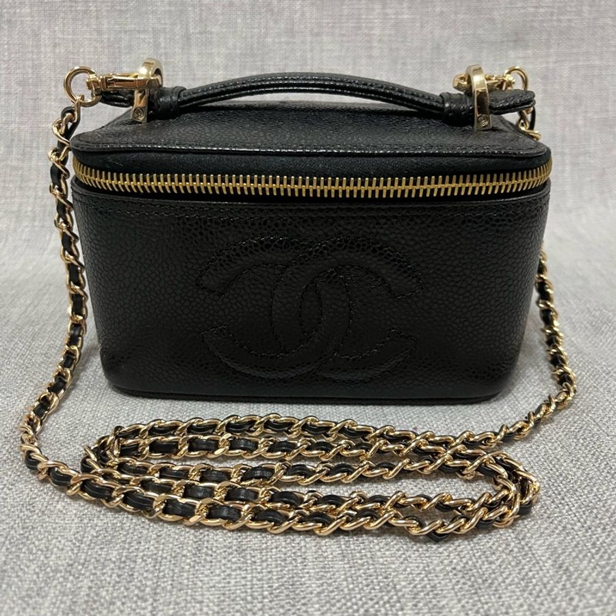 Chanel Mini 化妝袋-1