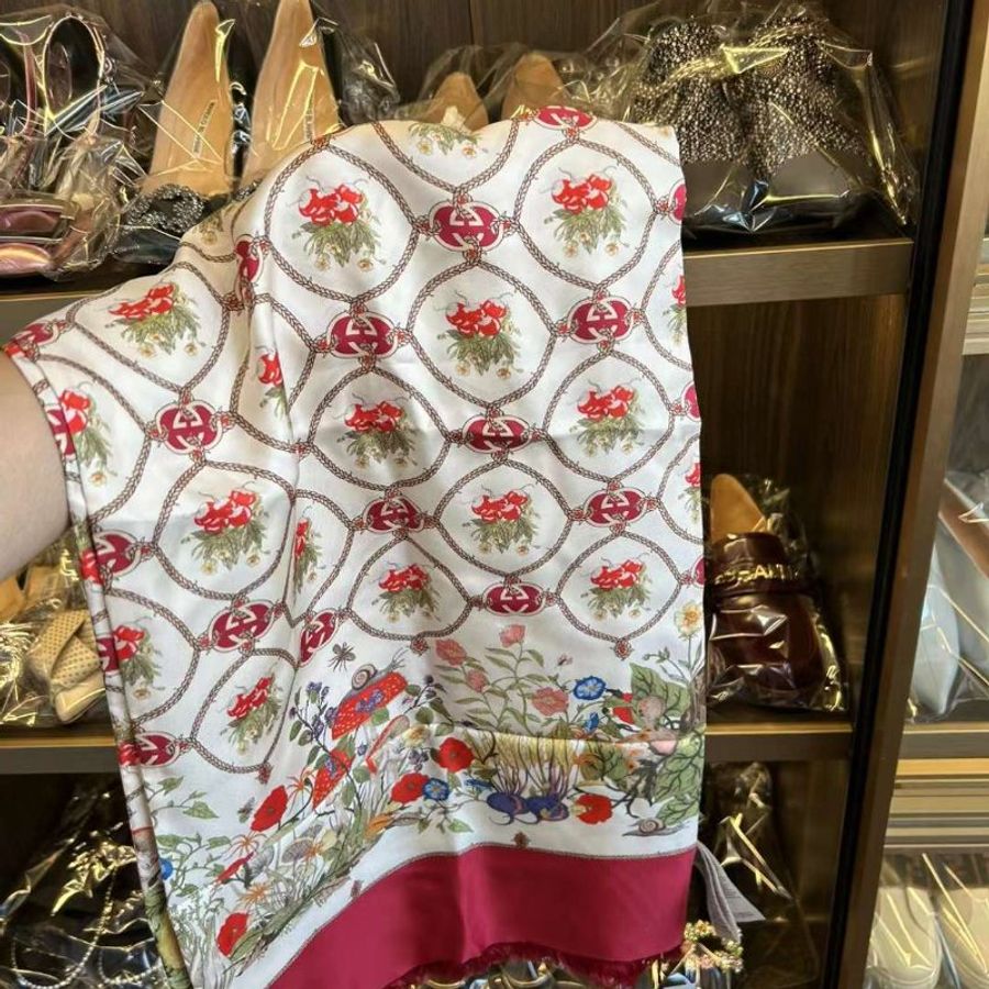 Gucci 桑蠶絲 圍巾  100周年限定款 全新有吊牌-1