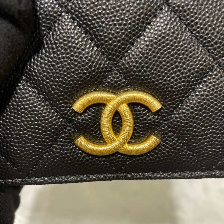 全新 CHANEL 荔枝皮對開短夾-4