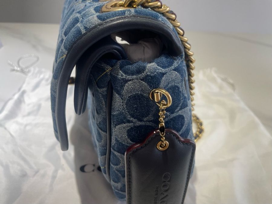 Coach PILLOW MADISON丹寧款-15