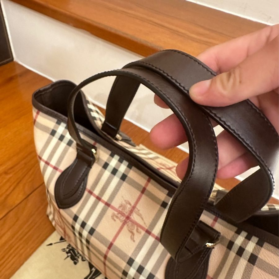 BURBERRY 戰馬格紋PVC托特包-5