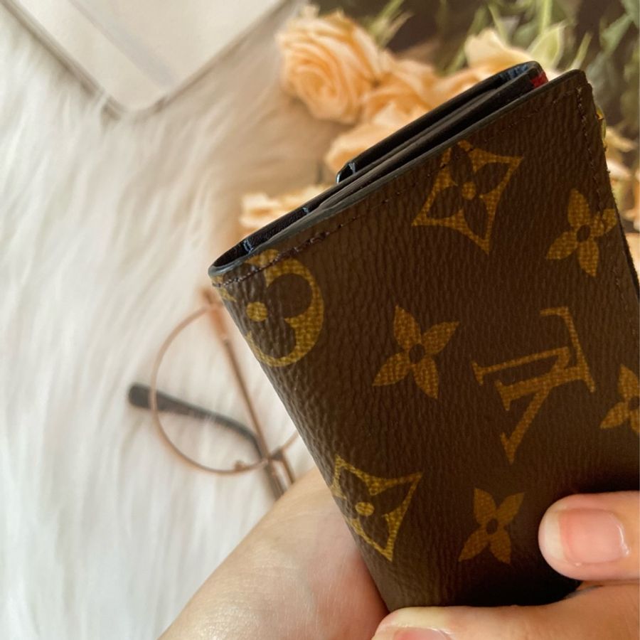👝 LV拼色三折短夾-22
