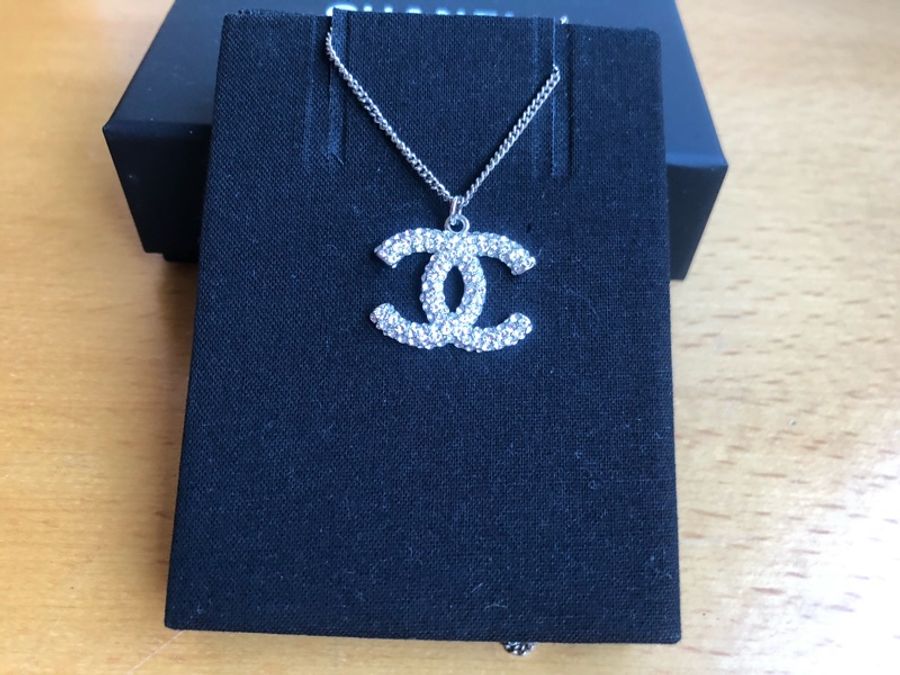 Chanel-0