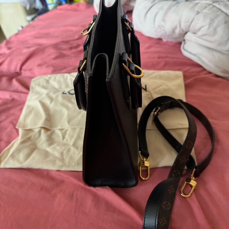 LouisVuitton LV 小托特包 全新品 當季秒殺款-1