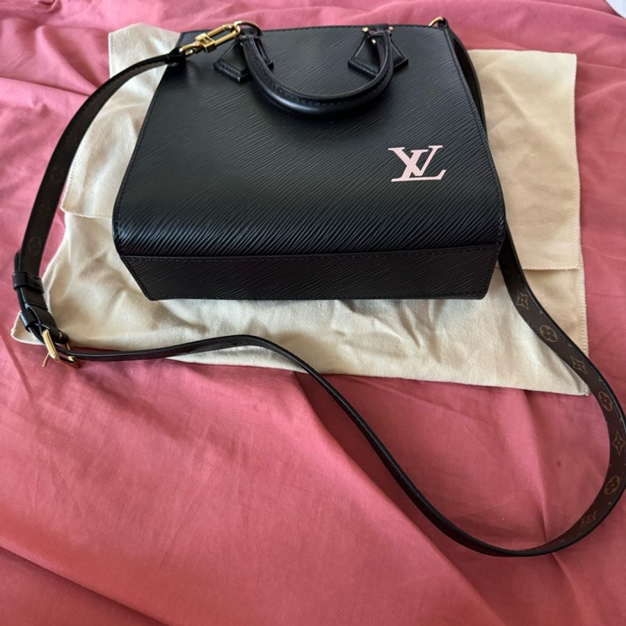 LouisVuitton LV 小托特包 全新品 當季秒殺款-3