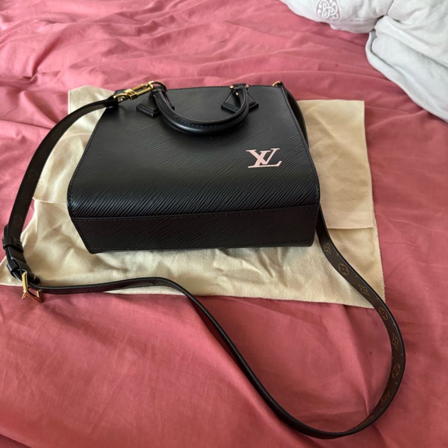 LouisVuitton LV 小托特包 全新品 當季秒殺款-4
