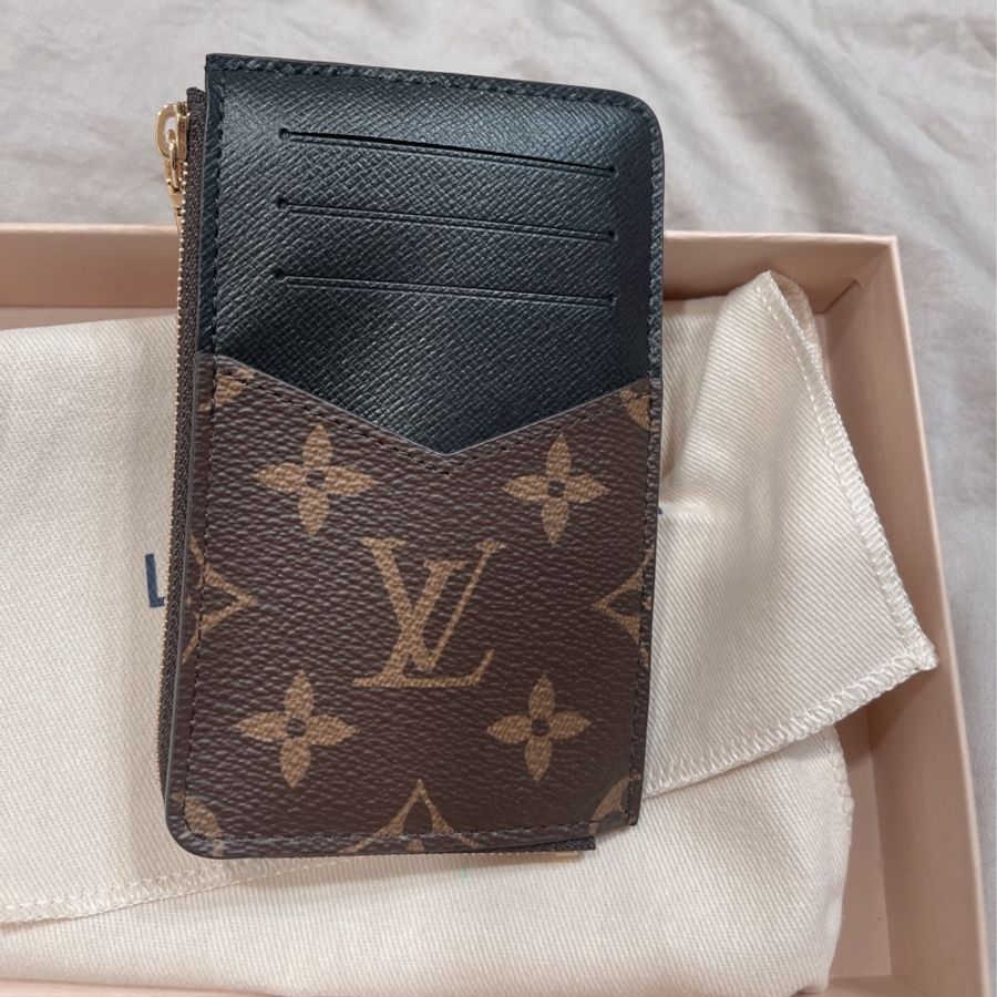 Louis Vuitton 路易威登 LV M69431 Recto Verso花紋LOGO Monogram卡片零錢包-0