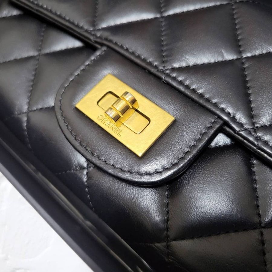 Chanel 香奈兒 2.55黑金口蓋 揉製牛皮長夾-8