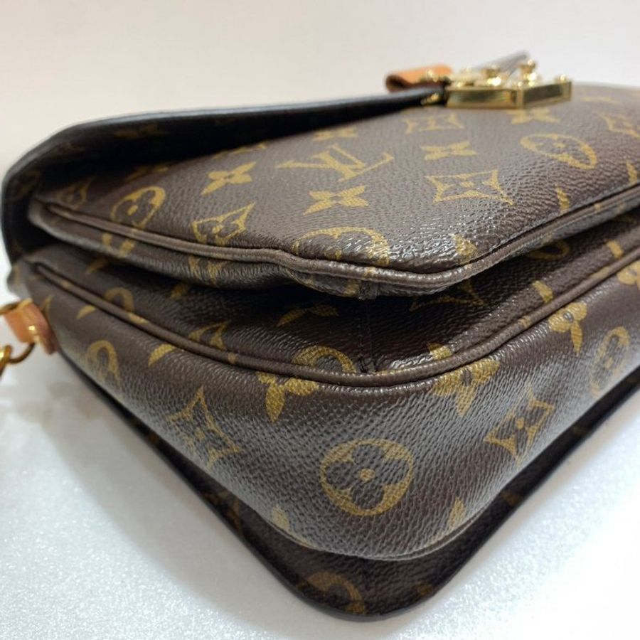 LV 斜背包/側背包/手提包/學院包 M44875 83成新-4