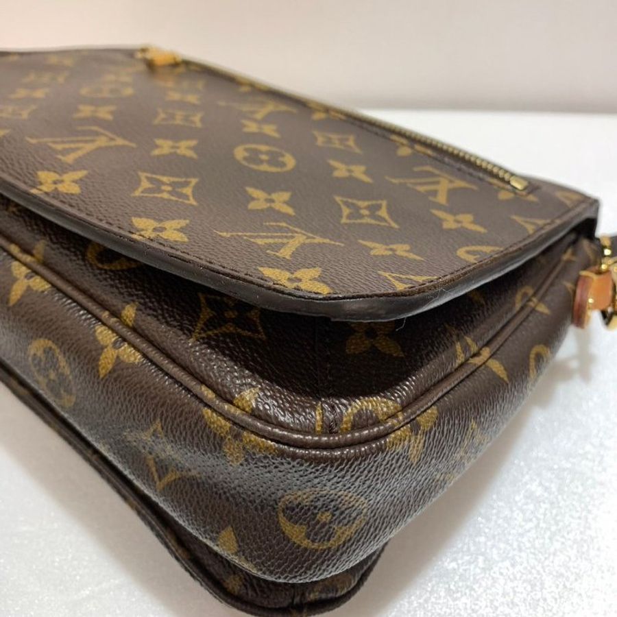 LV 斜背包/側背包/手提包/學院包 M44875 83成新-6