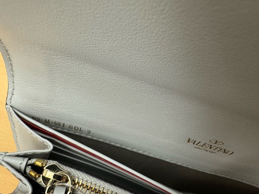 全新 valentino garavani rockstud long wallet 長夾-7