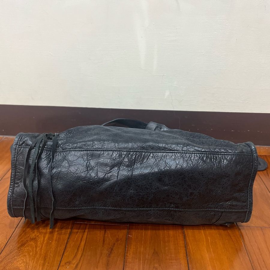 BALENCIAGA 巴黎世家機車包中款經典黑 古銅扣-9