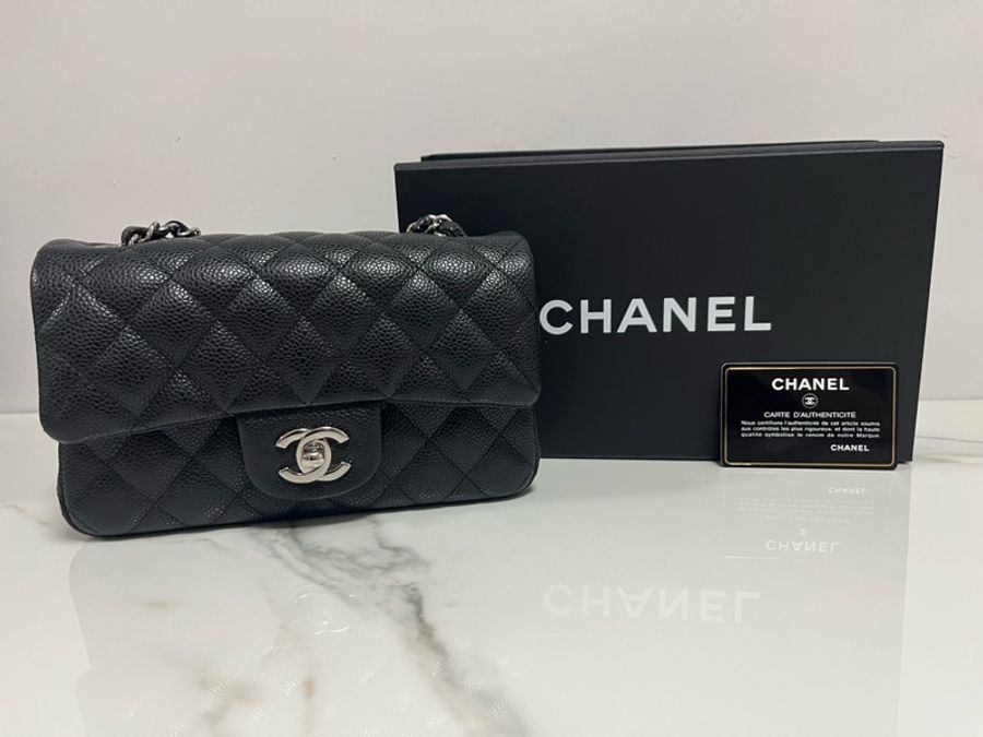 Chanel Caviar 20cm 大mini 銀扣-0