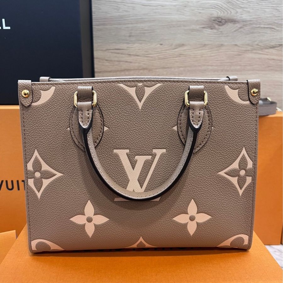 LV On The Go PM 芯片款 斑鳩灰色/奶油色 灰色-6