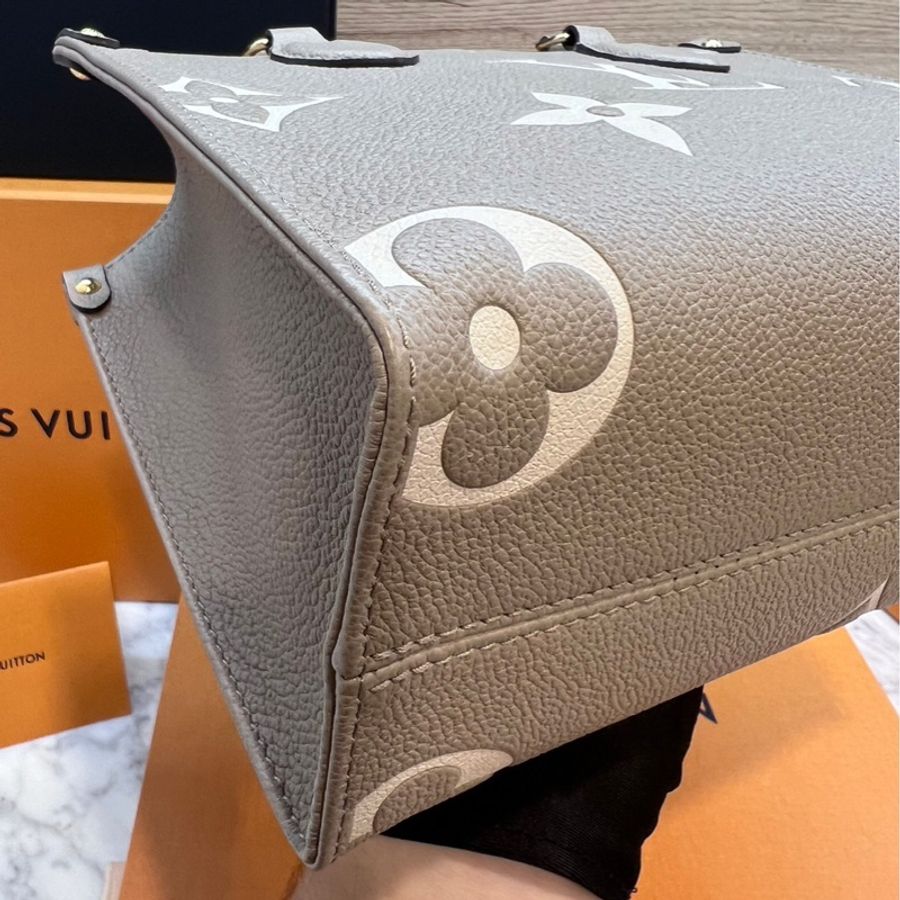 LV On The Go PM 芯片款 斑鳩灰色/奶油色 灰色-28
