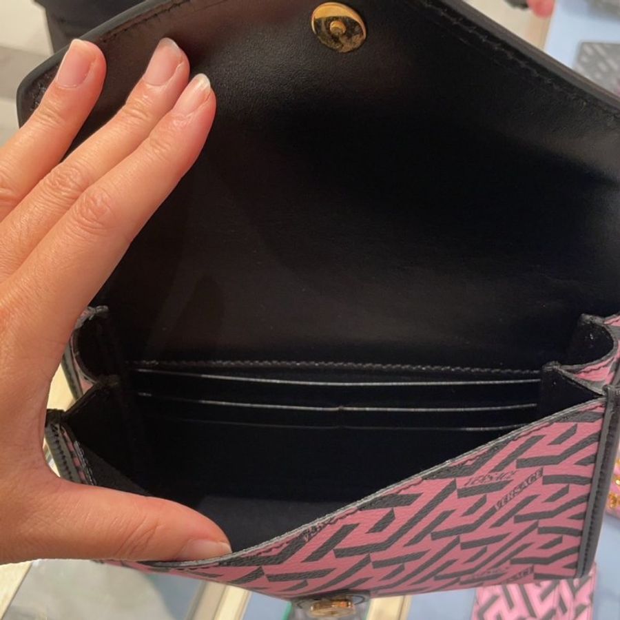 凡賽斯_ Versace 粉紅信封包 專櫃正品(全新品)-1