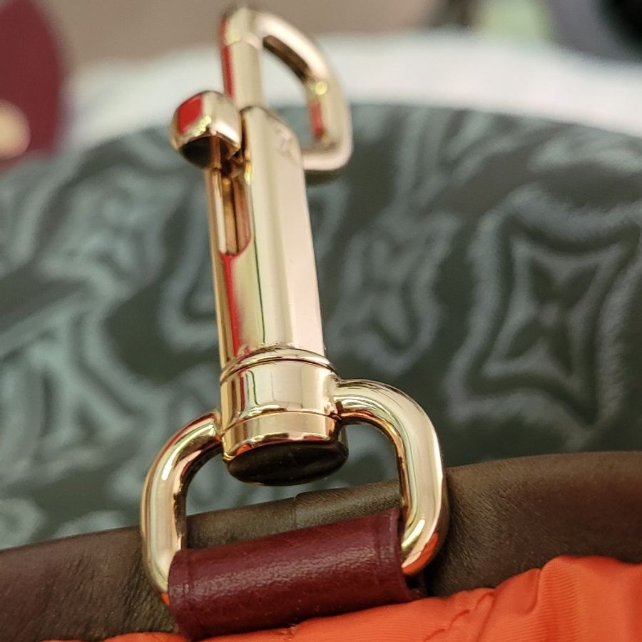 LOUIS VUITTON M40385-14