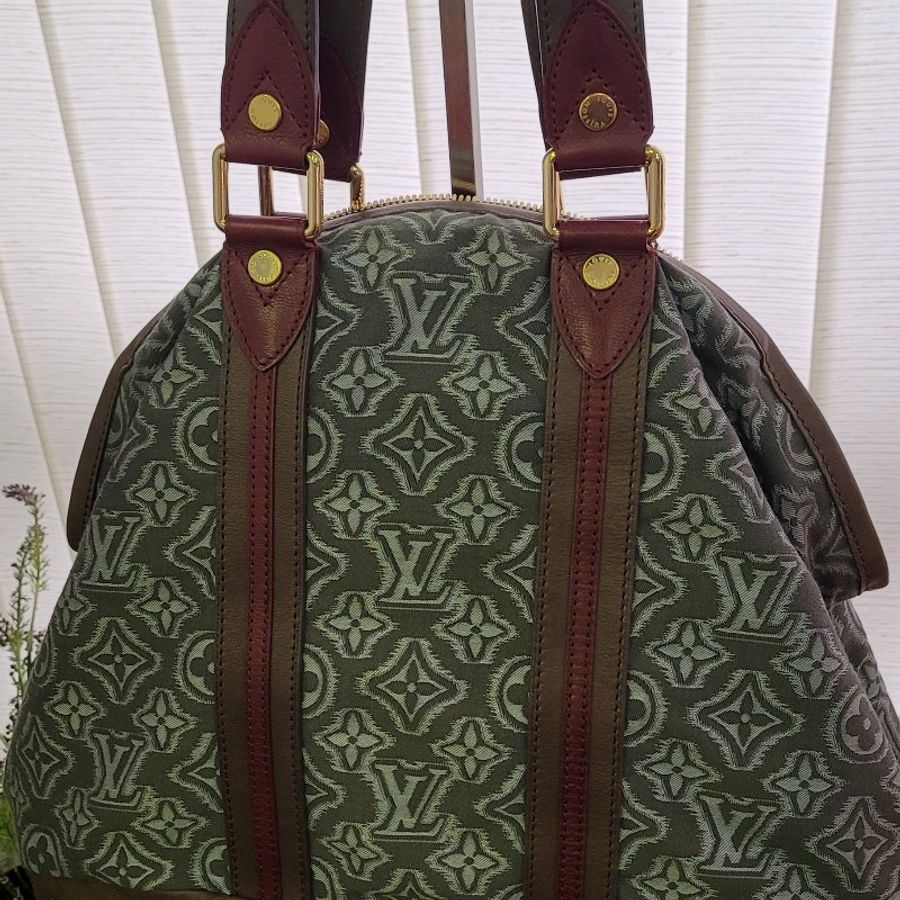LOUIS VUITTON M40385-16