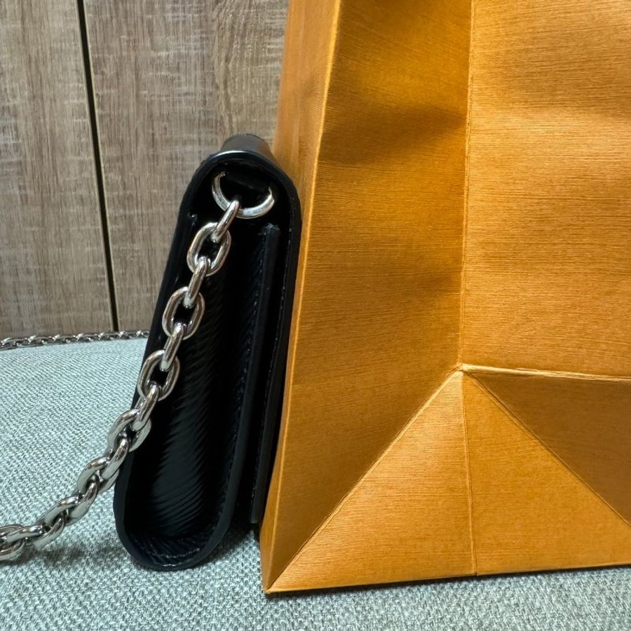 lv Woc twist Woc-9