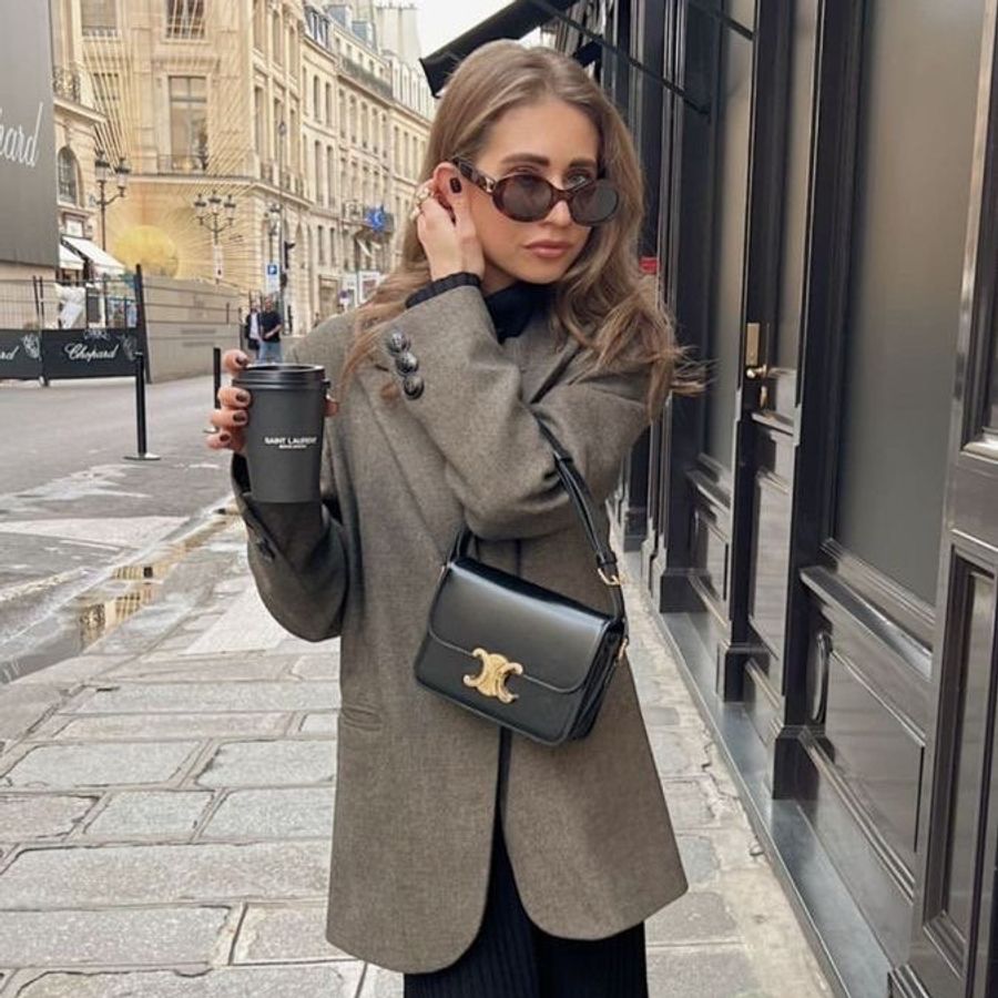🎉新品好折扣✨Celine 188423 Teen Triomphe 小款凱旋門包 黑色-10