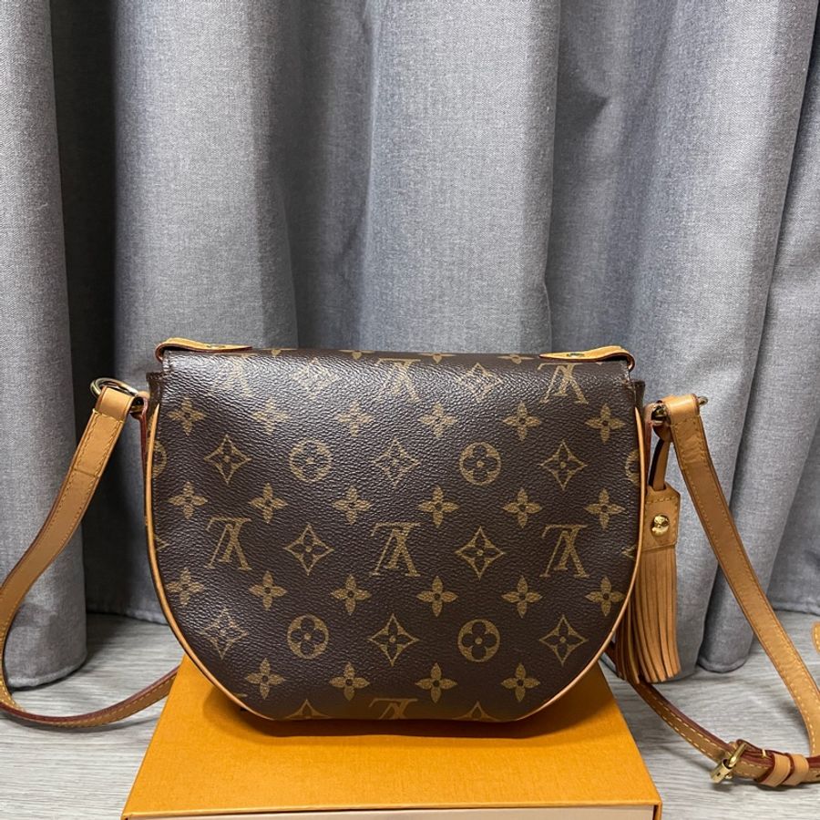 Louis Vuitton-2