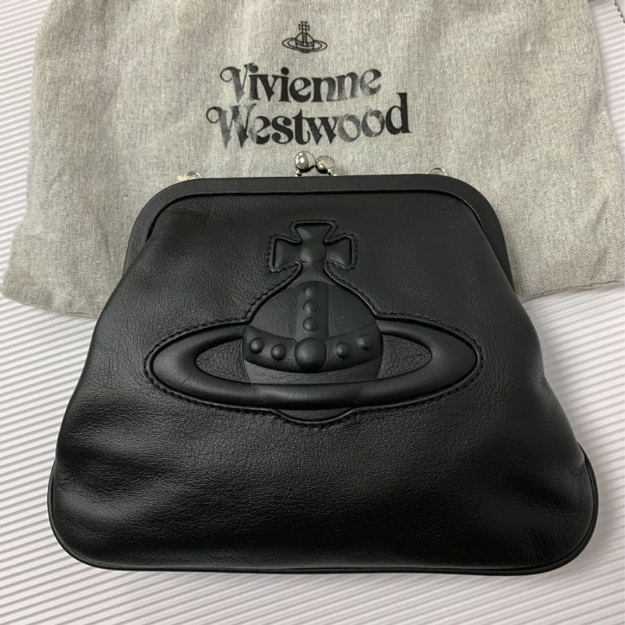 黑色Vivienne Westwood Chelsea logo-embossed leather clutch bag牛皮大土星手 提袋單肩袋餃子袋腋下袋-9