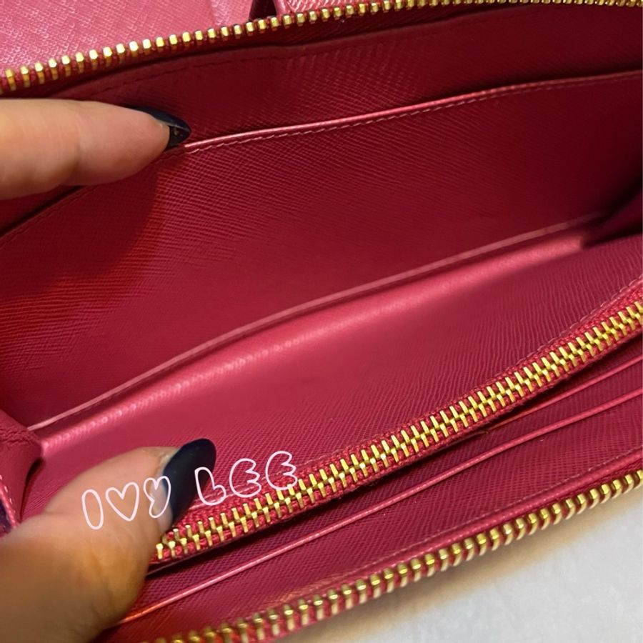 PRADA 1M1348 桃紅長夾 Saffiano金屬拉鍊 長夾  二手精品-10