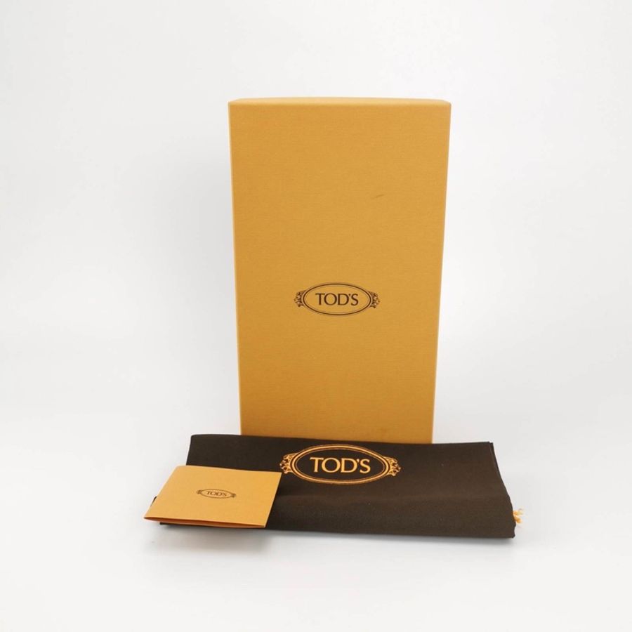 Tod’s 牛皮純色麻花扣樂福鞋平底鞋38碼-9