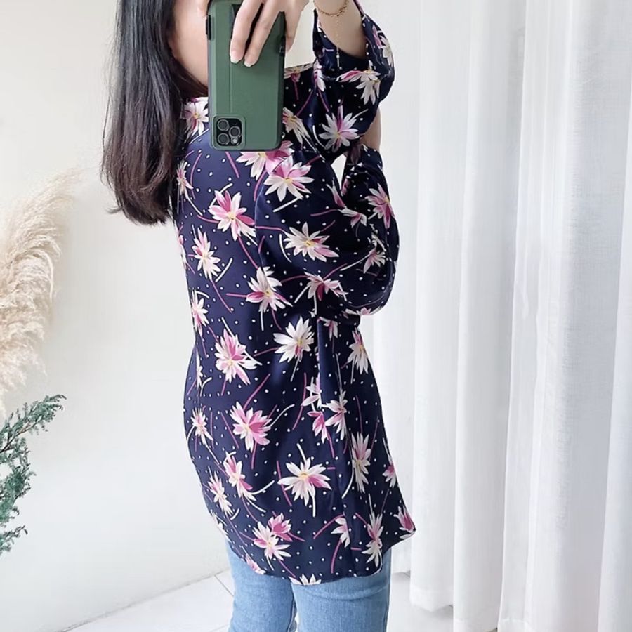 深藍浪漫花卉日式優雅少女 古著亮滑布面襯衫上衣 vintage Shirt-6