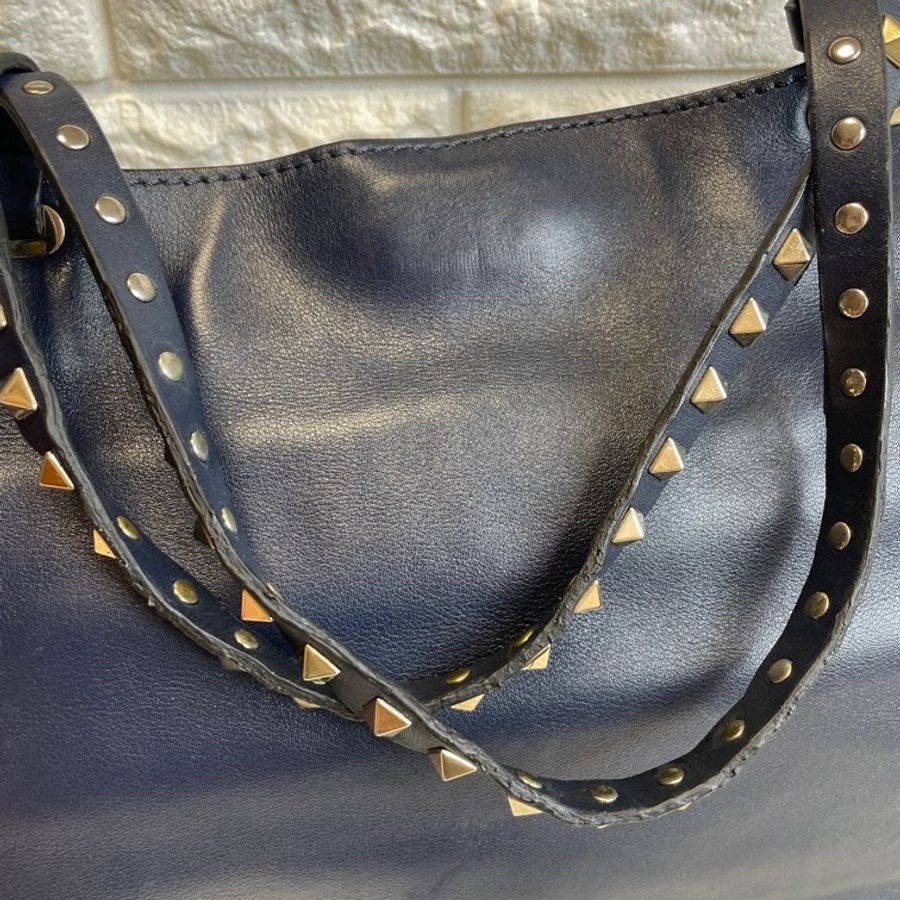 Valentino Garavani ROCKSTUD LEATHER CROSSBODY BAG-6