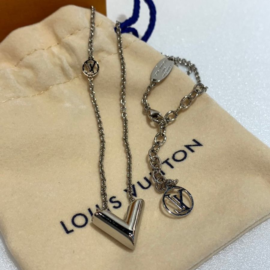 LV V字項鍊 銀色 M63197 93成新-3