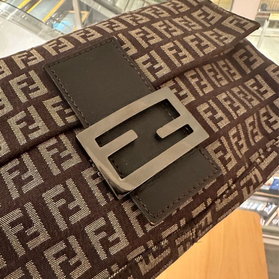 【FENDI】小法棍包-2
