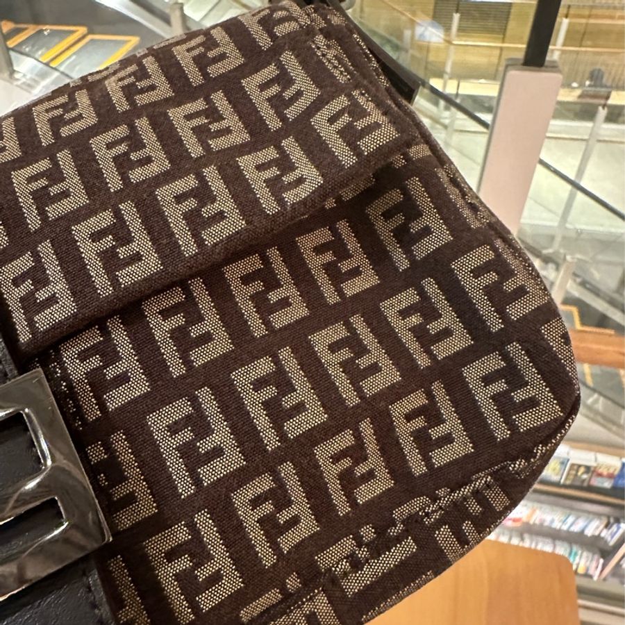 【FENDI】小法棍包-4