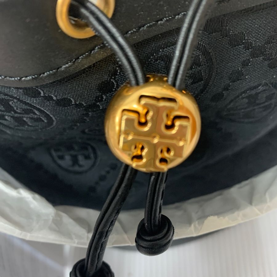 Tory Burch 全新迷你緹花2023新色黑色水桶包-9