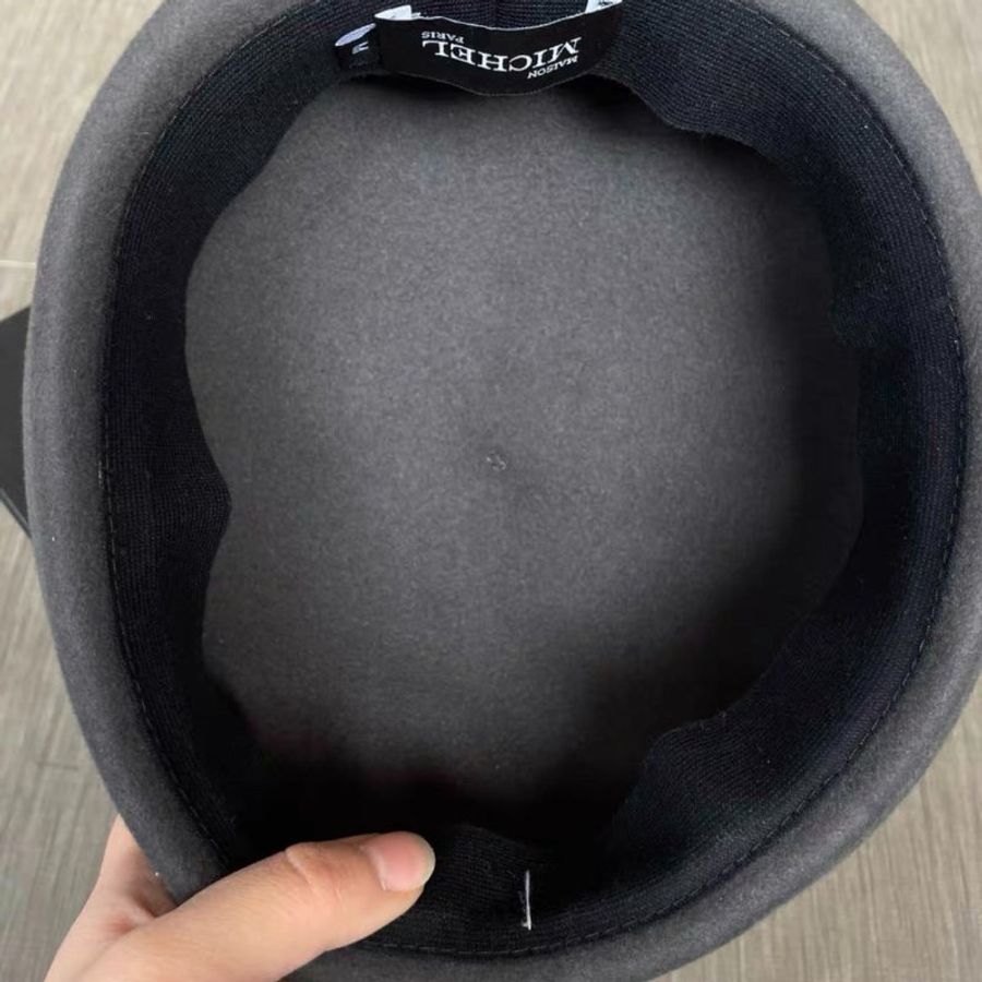 MaisonMichel 灰色 貝雷帽 全新 M號,秋冬佩戴很洋氣的一款 頭圍55-60公分-1