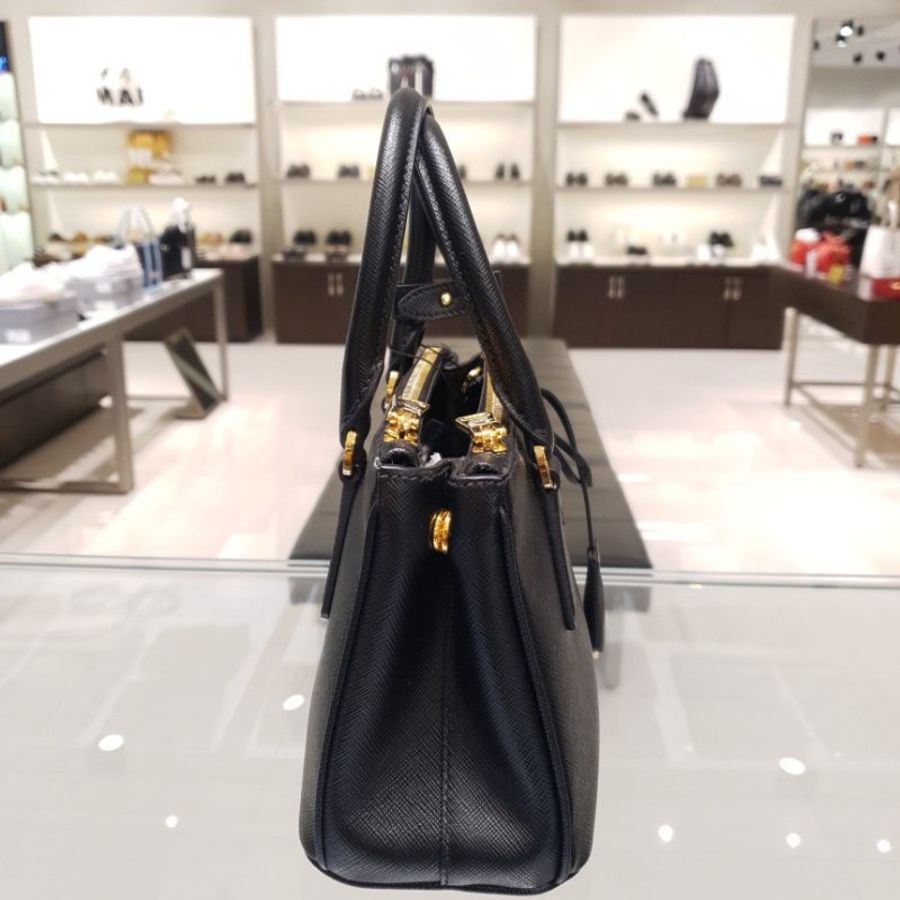 🌿春季限時降價🌿Prada 1BA906 Galleria Nano小巧型 Saffiano 包 黑色-4