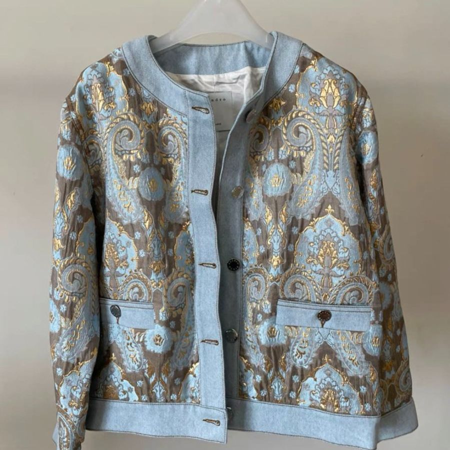 sandro 刺繡拼接牛仔外套 全新有吊牌 36號，胸圍100，衣長57 原價一萬六千左右-0