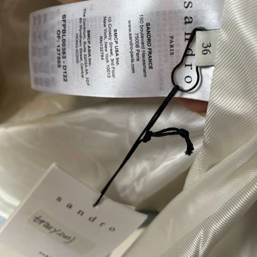 sandro 刺繡拼接牛仔外套 全新有吊牌 36號，胸圍100，衣長57 原價一萬六千左右-2