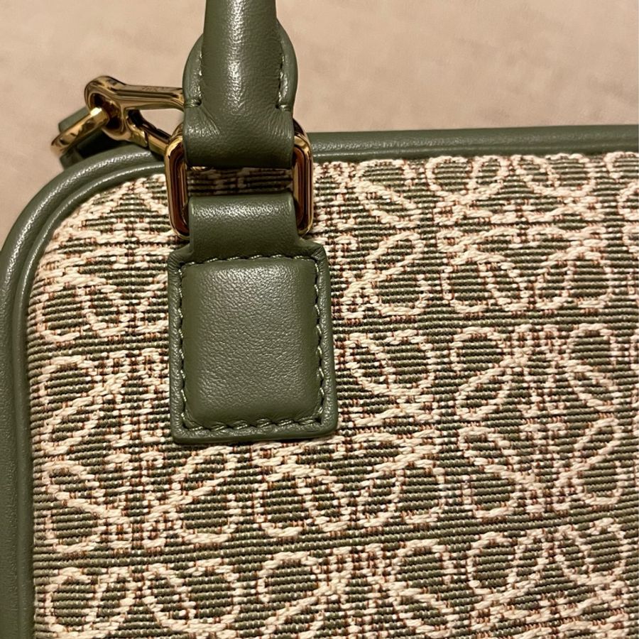 LOEWE Amazona 16 Square Bag 緹花酪梨綠（9.9新）-6