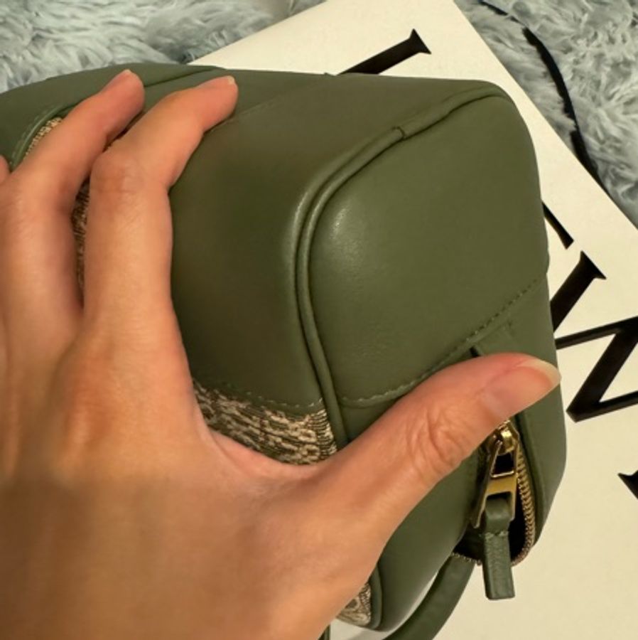 LOEWE Amazona 16 Square Bag 緹花酪梨綠（9.9新）-9