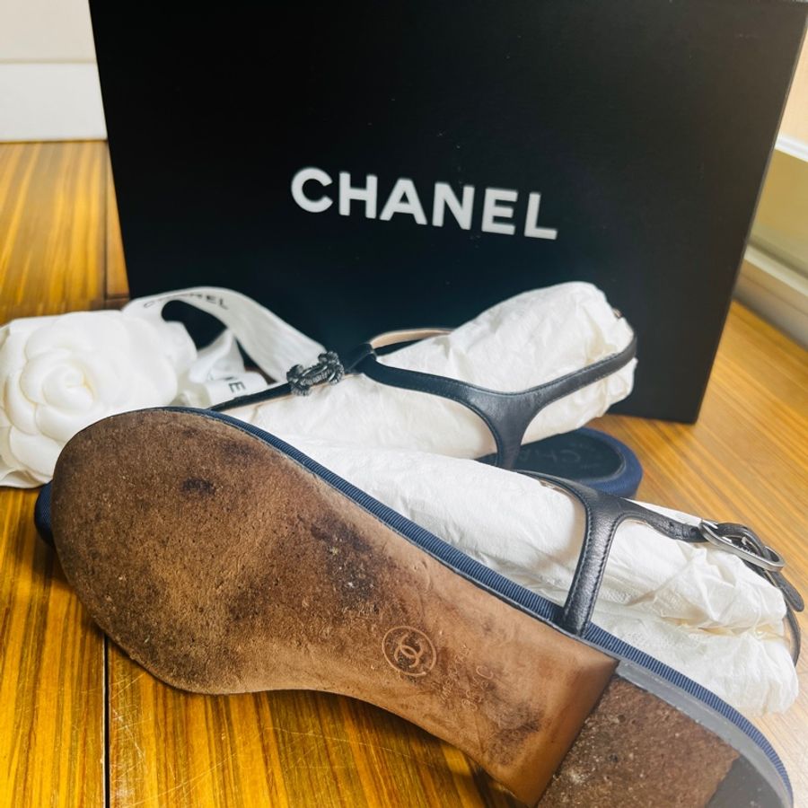 Chanel經典夾腳涼鞋-7