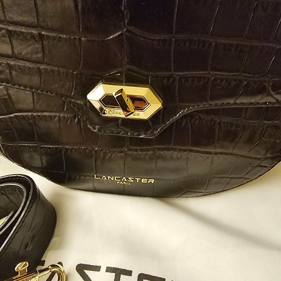 LANCASTER 牛皮壓紋馬鞍包-13