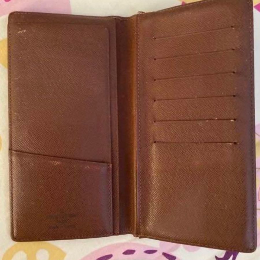 Louis Vuitton Wallet-3