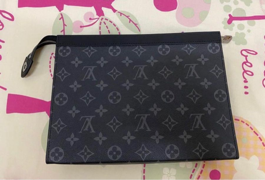 Louis Vuitton Voyage MM-10