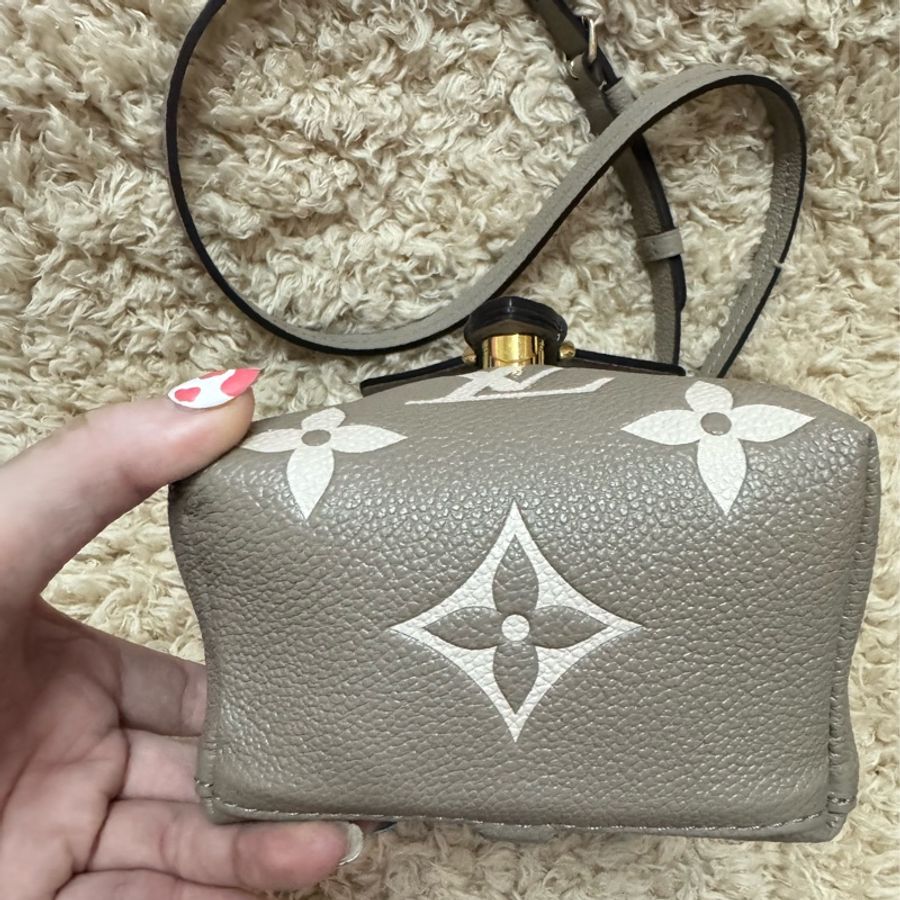 Lv Tiny 雙色斑鳩灰色Monogram Empreinte 皮革後背包M80738 backpack-7