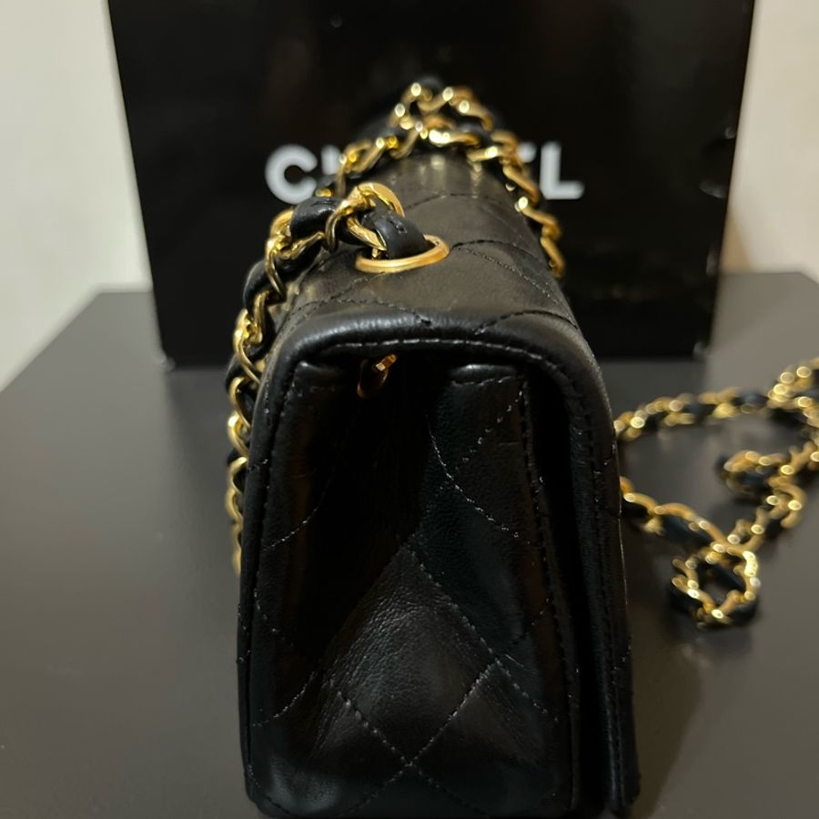 CHANEL vintage mini coco 翻蓋金鍊19cm 古董包-7