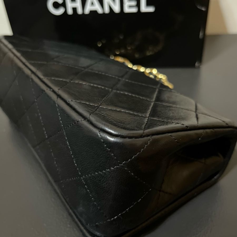 CHANEL vintage mini coco 翻蓋金鍊19cm 古董包-12