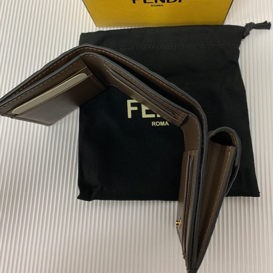 棕色Fendi FF 全新Diamonds皮夾-2023美拉德旋風-7